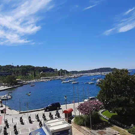 Adriatic Sea View Zoe דירה