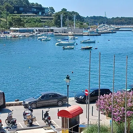 Adriatic Sea View Zoe דירה